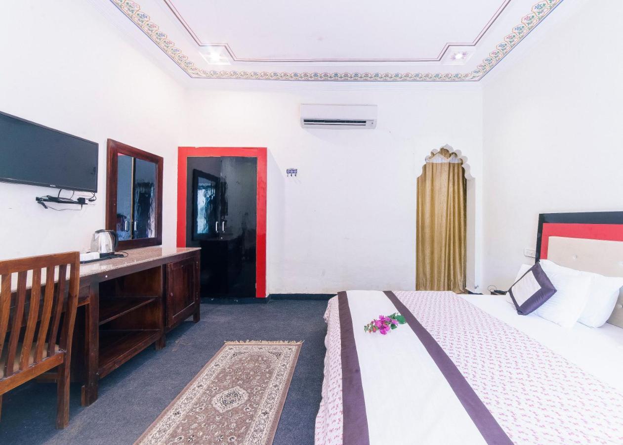 เดอะ คันทรีไซด์ รีสอร์ต Hotel พุชการ์ ภายนอก รูปภาพ